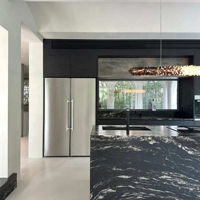 Lustre linéaire moderne en cristal naturel