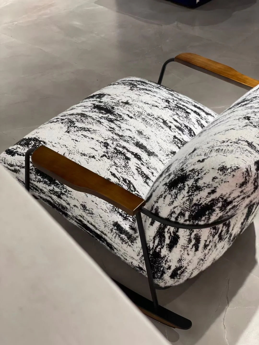 Modern Ink Lounge Chair