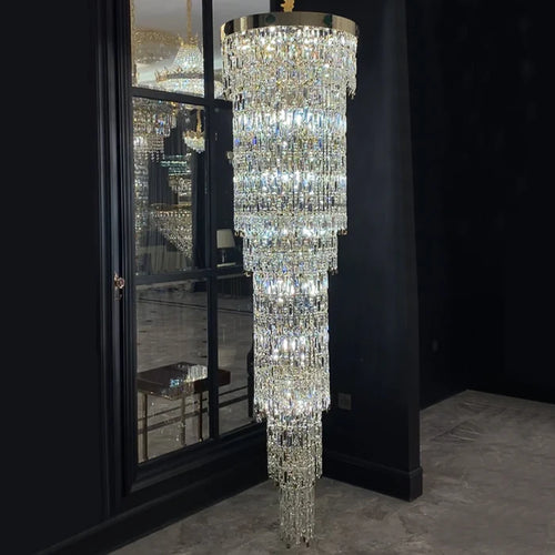 Lustre en cristal multicouche rond de luxe moderne avec trèfle à quatre feuilles pour escalier/espace à haut plafond/foyer