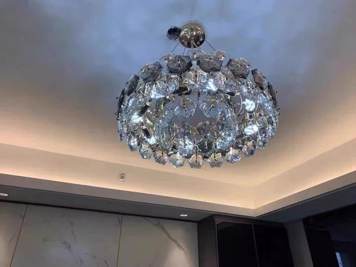 Lustre luxueux en forme de pétales de fleurs, idéal pour un salon, une salle à manger ou une chambre à coucher