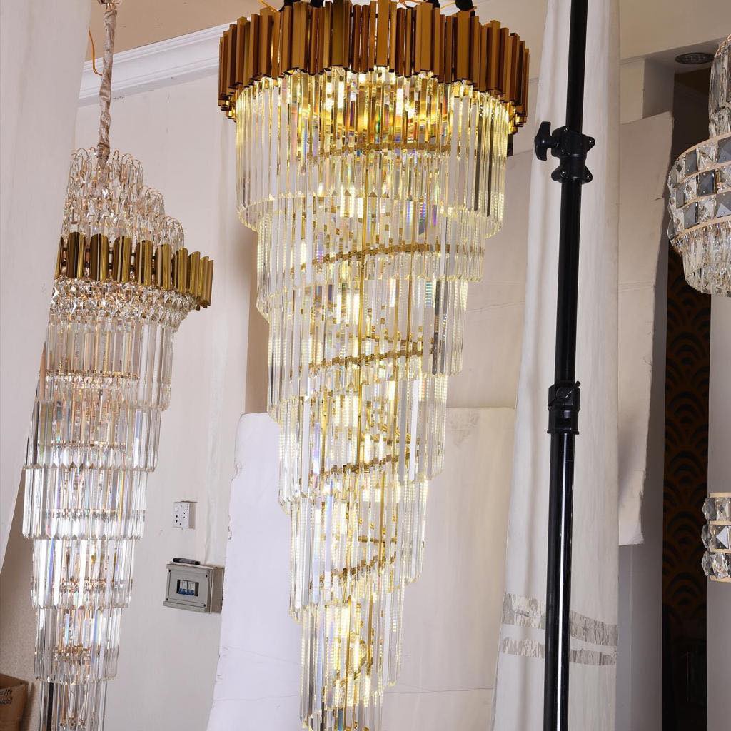 Lampadario di cristallo a spirale in oro di lusso per scale/atrio/ingresso