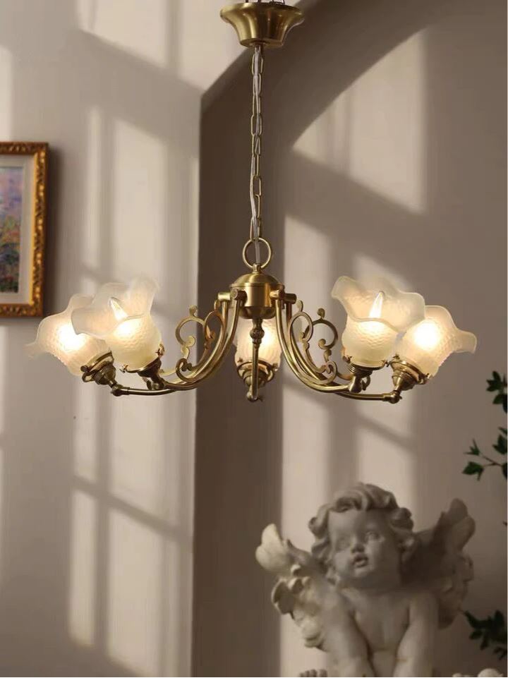 Lampadario vintage in bronzo francese intagliato per soggiorno, camera da letto, sala da pranzo