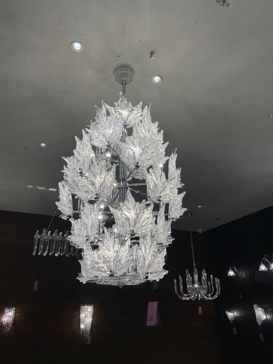 Lampadario moderno e creativo in cristallo trasparente a forma di foglia d'acero per soggiorno/camera da letto