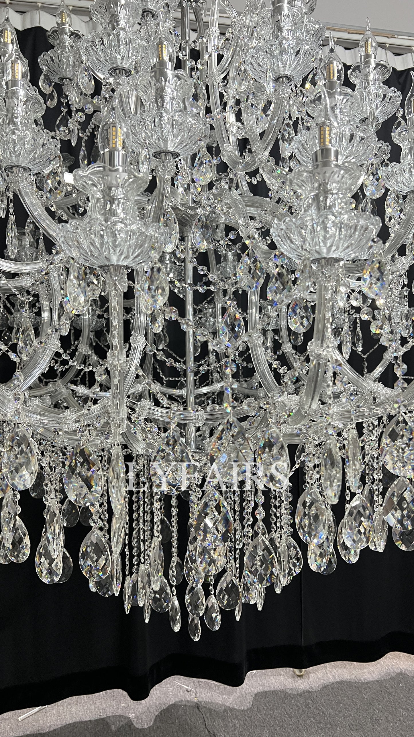 Lampadario di cristallo a più livelli con lume di candela extra large per hotel/ristorante