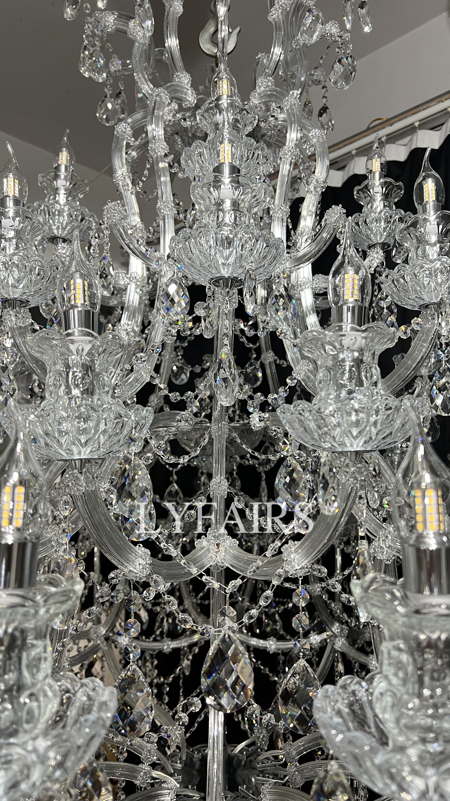 Lampadario di cristallo a più livelli con lume di candela extra large per hotel/ristorante
