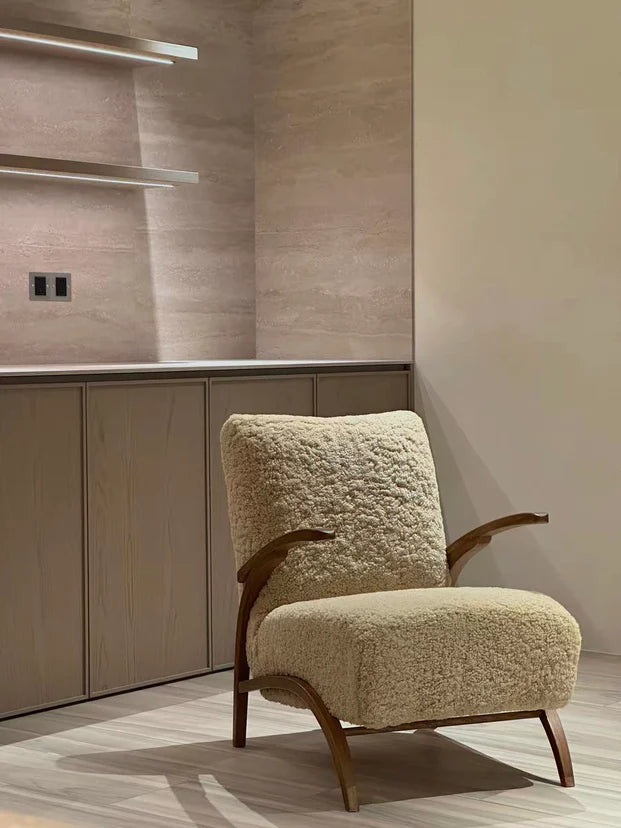 Poltrona da salotto in legno accogliente in stile francese