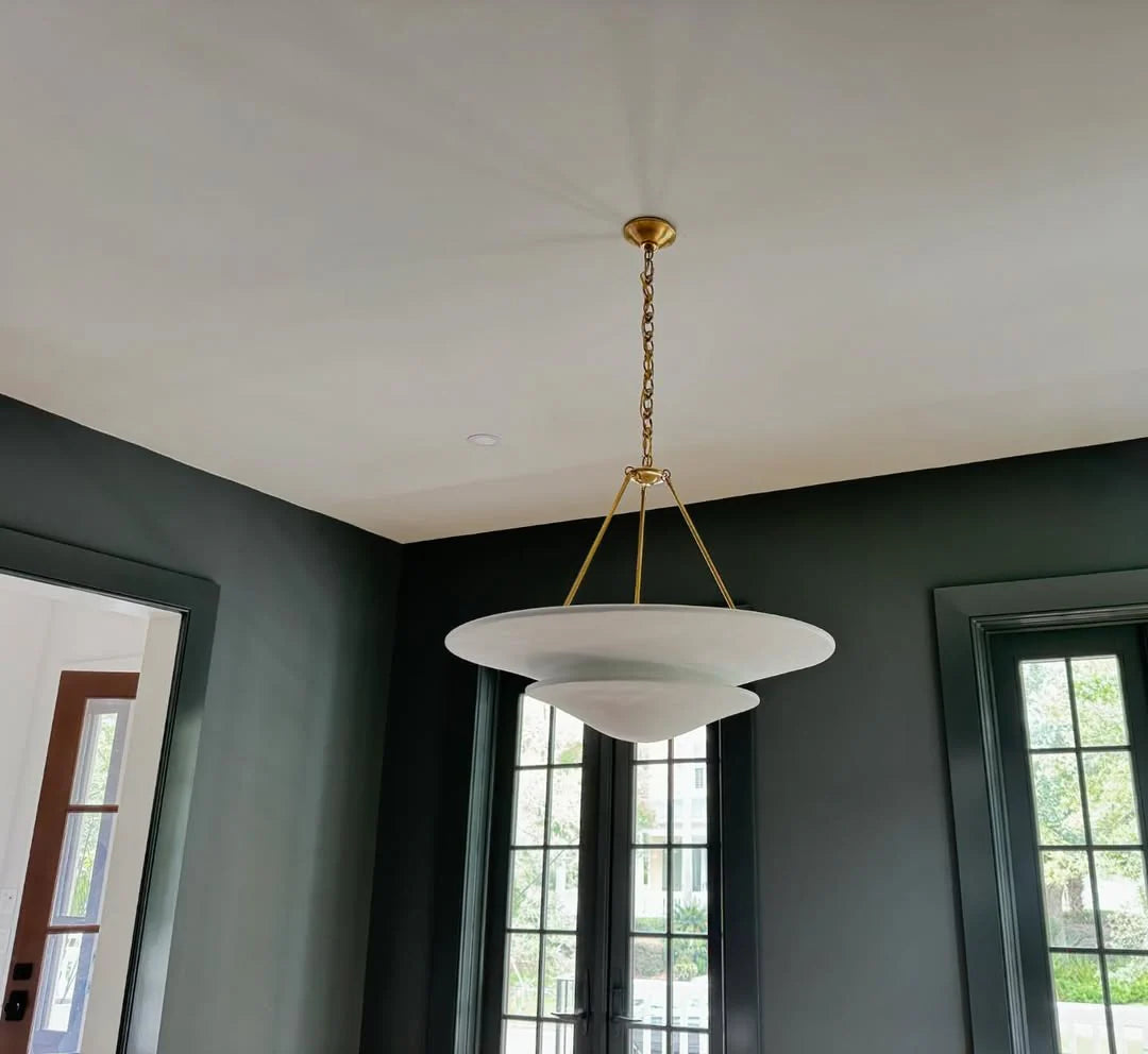 Lustre moderne à chapeau flottant