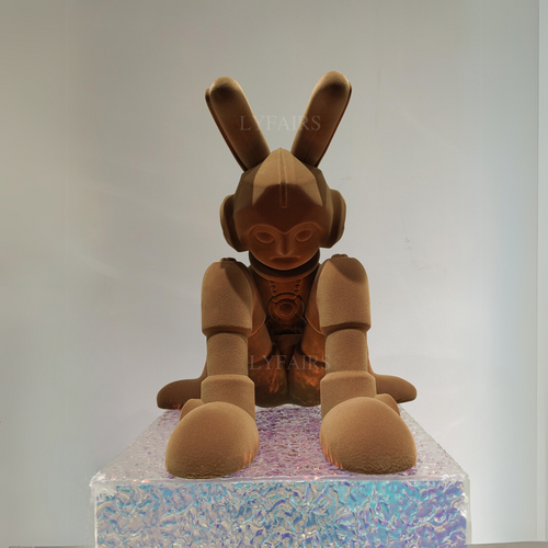 Scultura di coniglio robot in FRP floccato