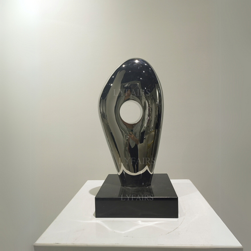 Scultura ovale cava metallica astratta moderna