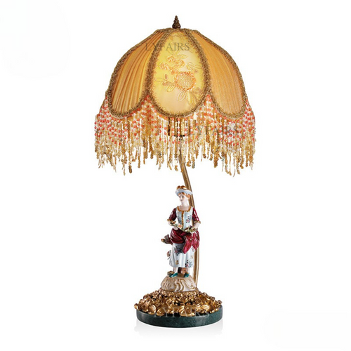 Lampada da tavolo in stile barocco in ottone LYFAIRS x FH&Home con base in ceramica