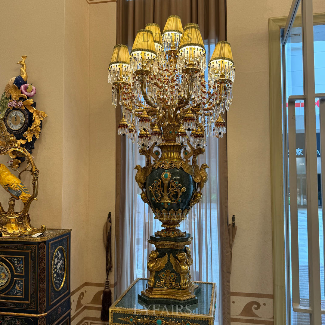 Lampada da terra di lusso in cristallo turchese Grace di LYFAIRS x FH&Home