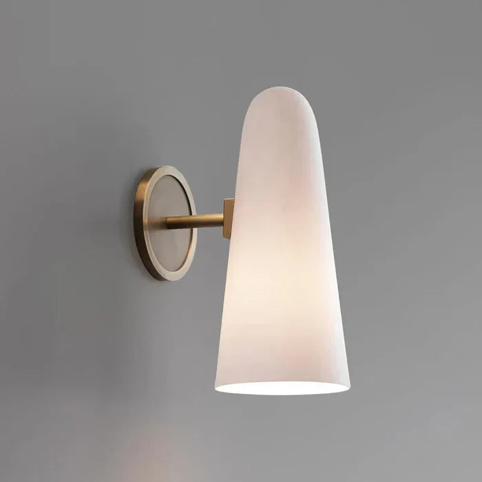 Lampada da parete a forma di cappello conico rotondo in stile moderno