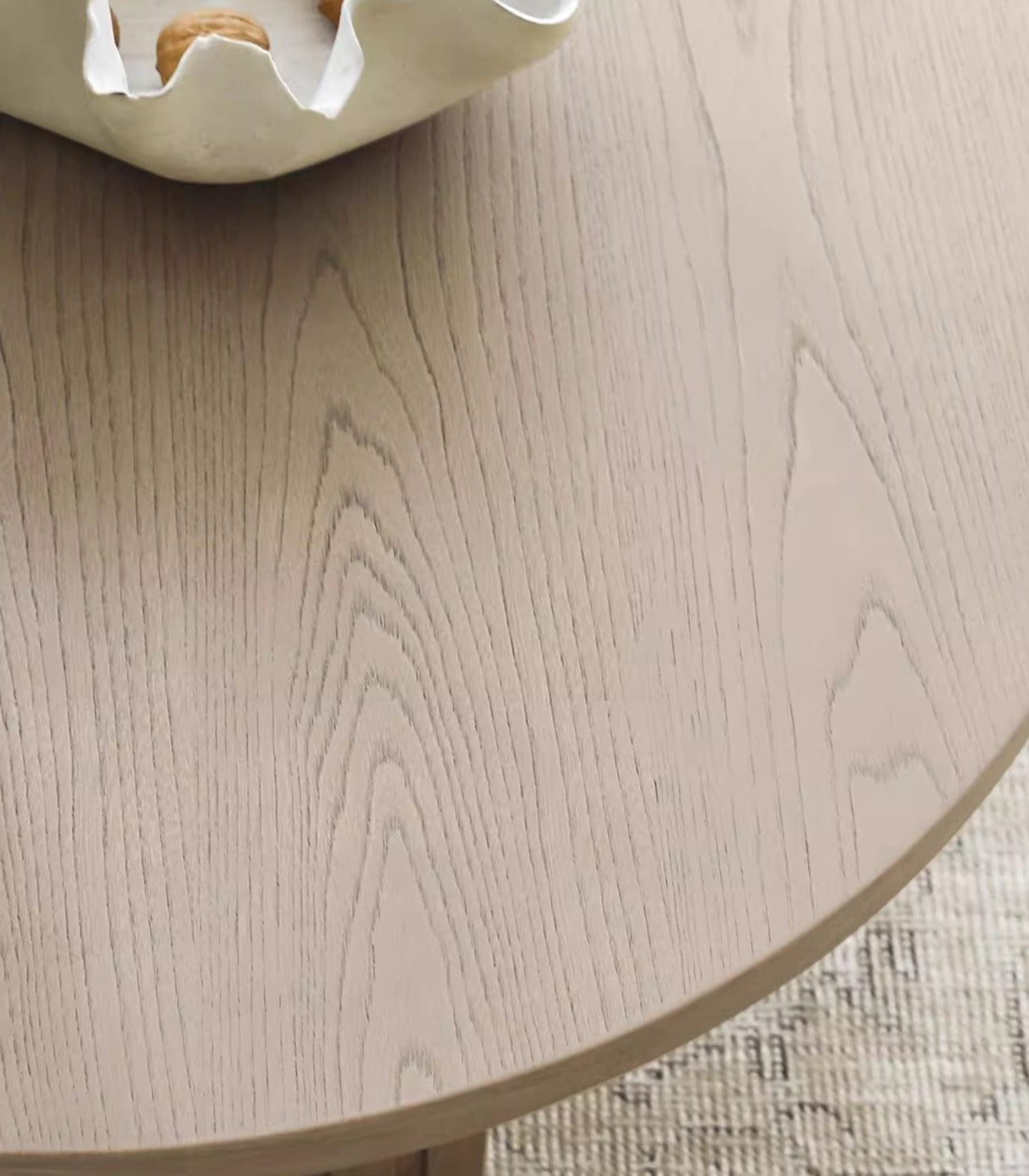 Table basse de style crème nordique