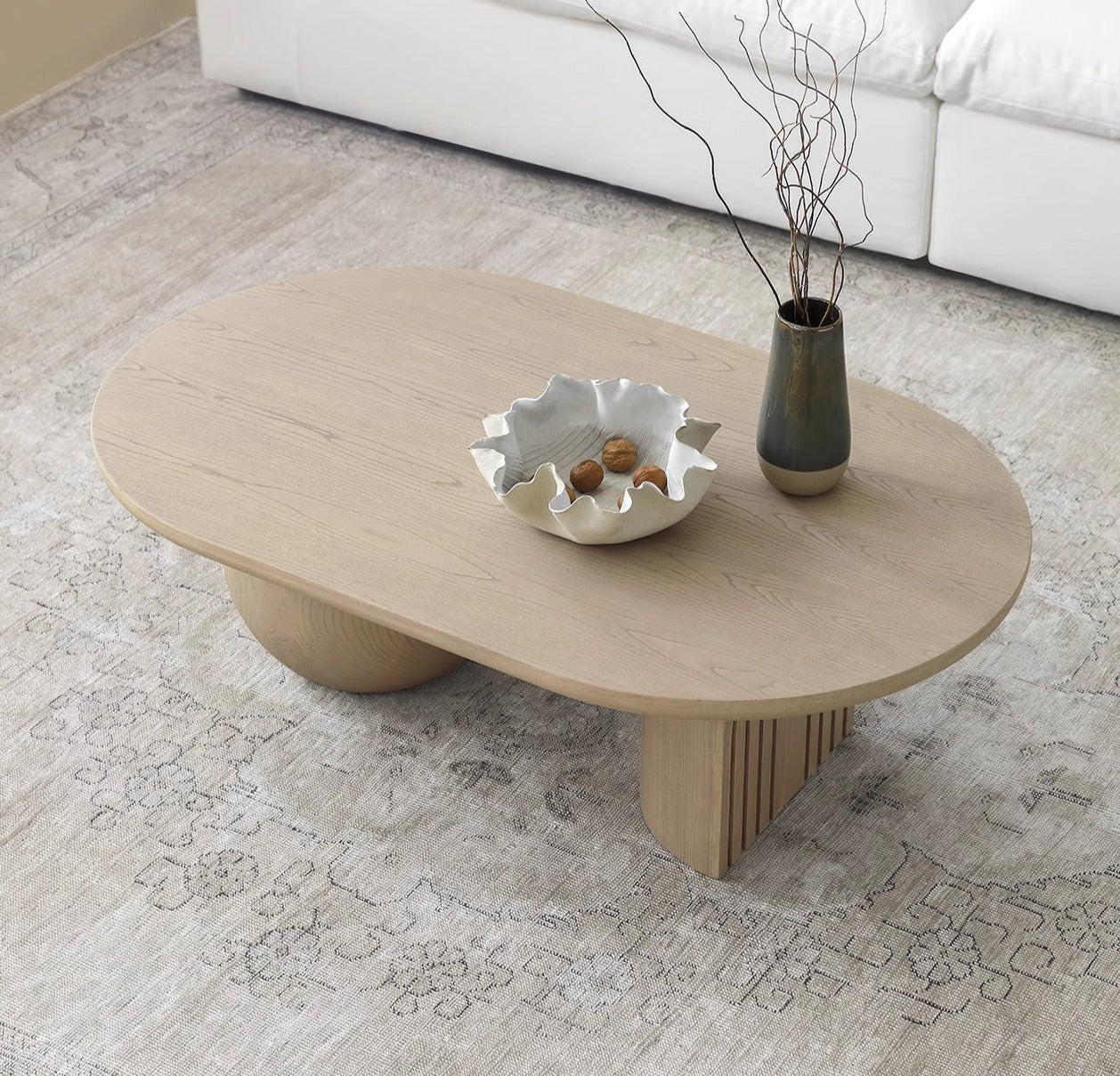 Table basse de style crème nordique