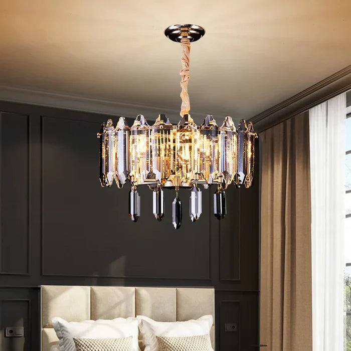 Lampadario moderno ed elegante in cristallo trasparente dorato, adatto per sala da pranzo/soggiorno