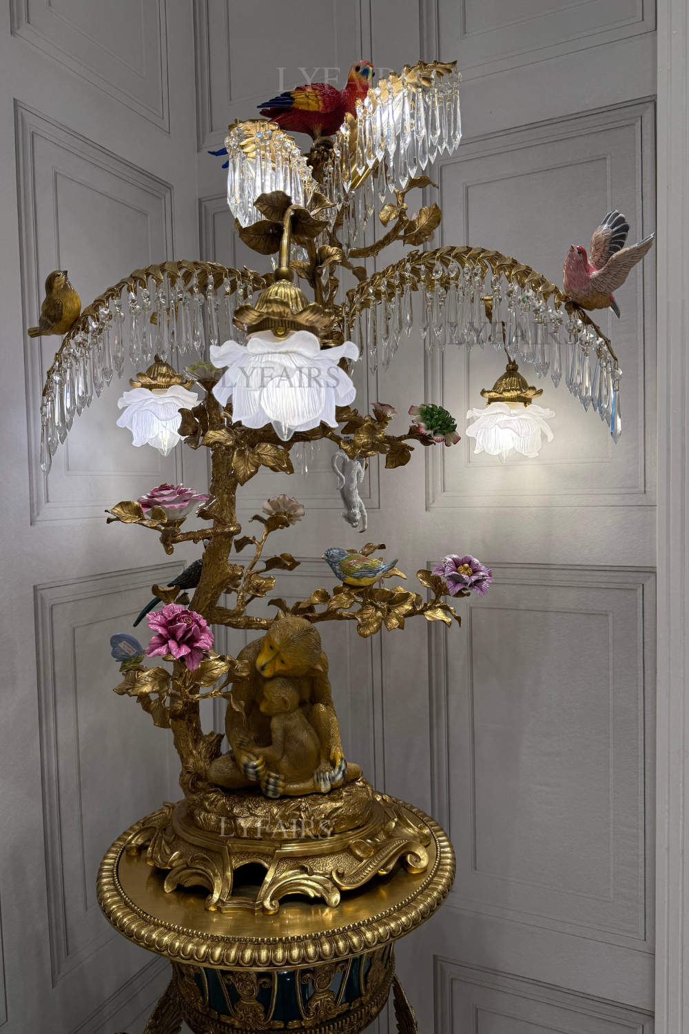 Lampada da terra Garden of Whimsy di LYFAIRS x FH&Home