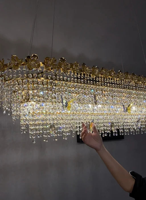 Nuovo lampadario di cristallo moderno di lusso rettangolare con design artistico a farfalla per isola cucina/sala da pranzo