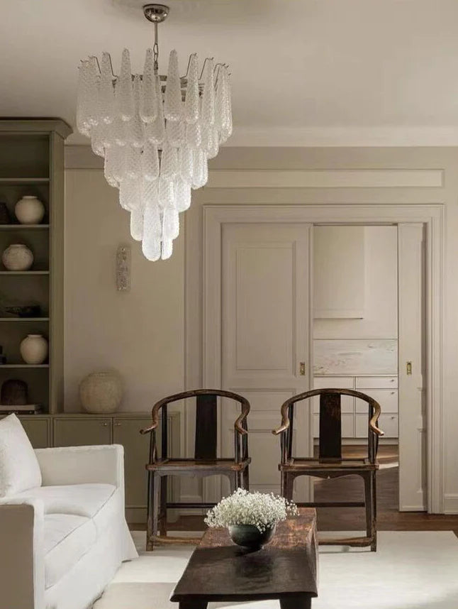 Lampadario a goccia multistrato con motivo a quadri bianchi per soggiorno/camera da letto