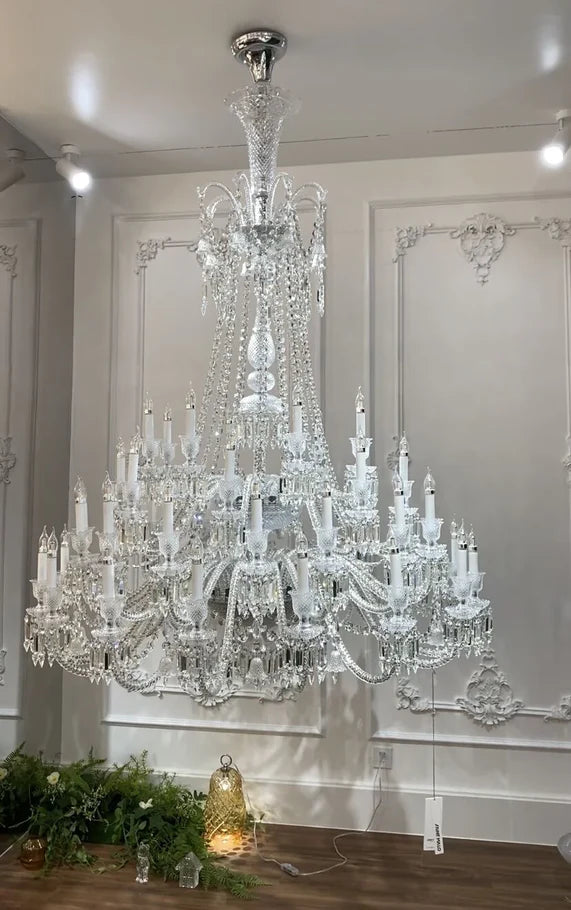 Lustre en cristal léger et luxueux, version longue, à plusieurs niveaux, idéal pour les pièces à haut plafond ou les salons