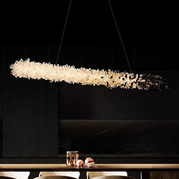 Lustre linéaire moderne en cristal naturel