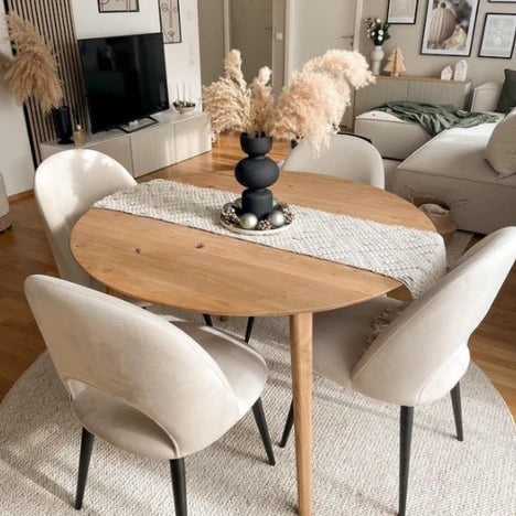 Chaise de salle à manger minimaliste moderne avec finition en tissu