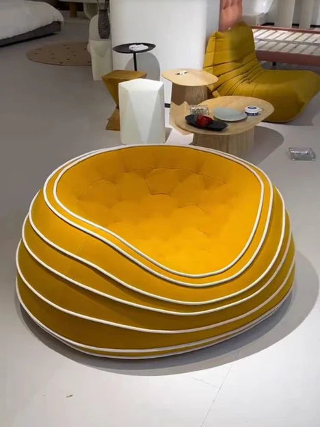 Poltrona/poltrona per il tempo libero a forma di uovo in stile minimalista moderno