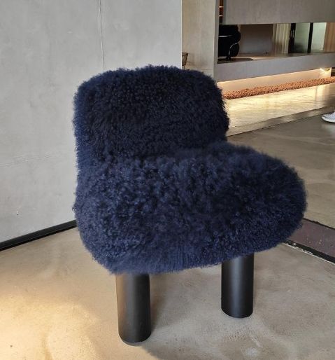 Fauteuil de salon en polaire longue peluche