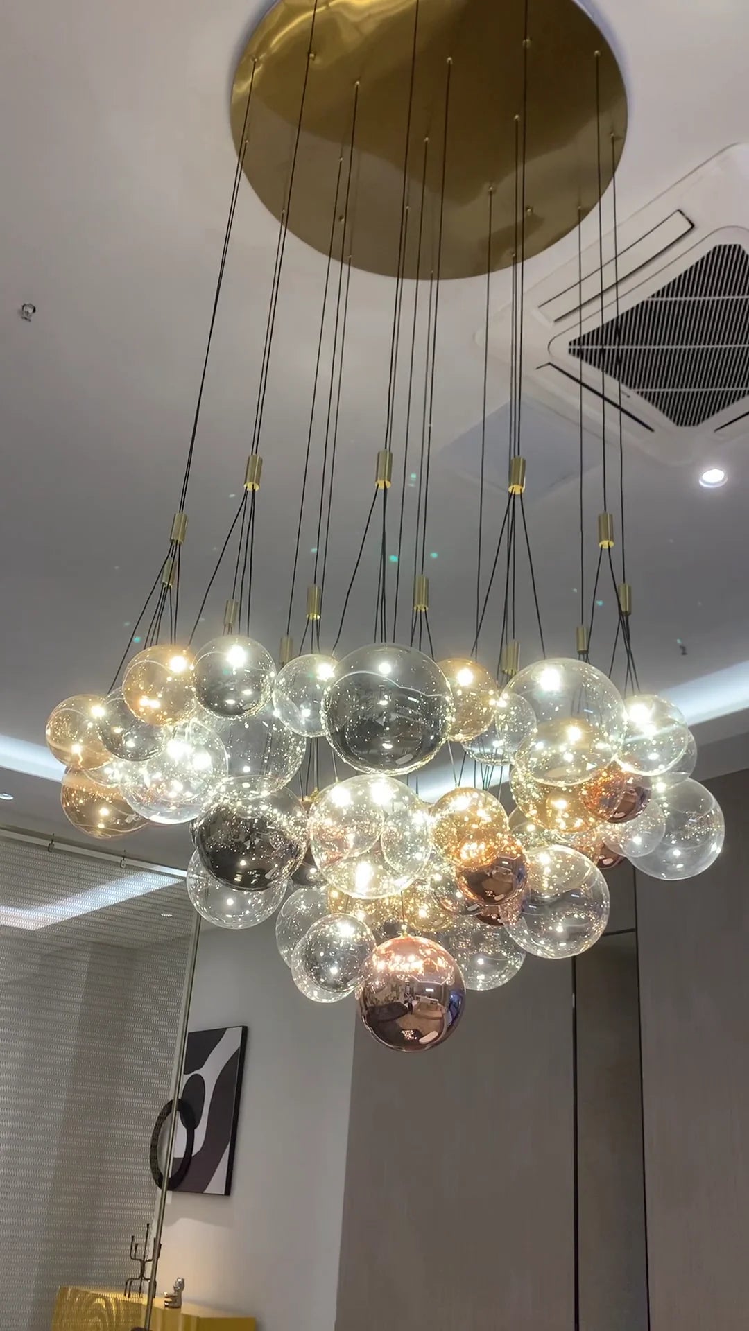 Lustre italien créatif en forme de boule de verre pour salon, salle à manger ou îlot de cuisine