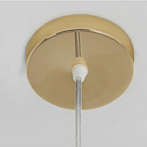 Elegante lampada a sospensione geometrica testurizzata a 1 luce di design italiano con lampadine, plafoniera a forma di sfera diamantata con finitura oro.