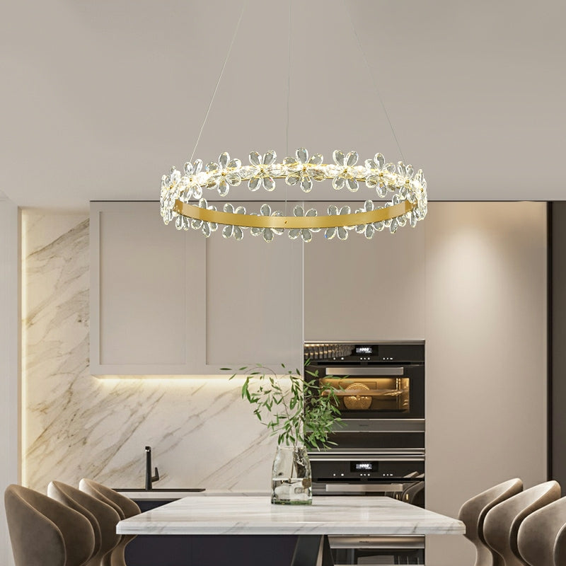 Lampadario di cristallo a forma di fiore in stile nuovo per soggiorno, lampadario economico a forma di anello di petali per camera da letto delle ragazze