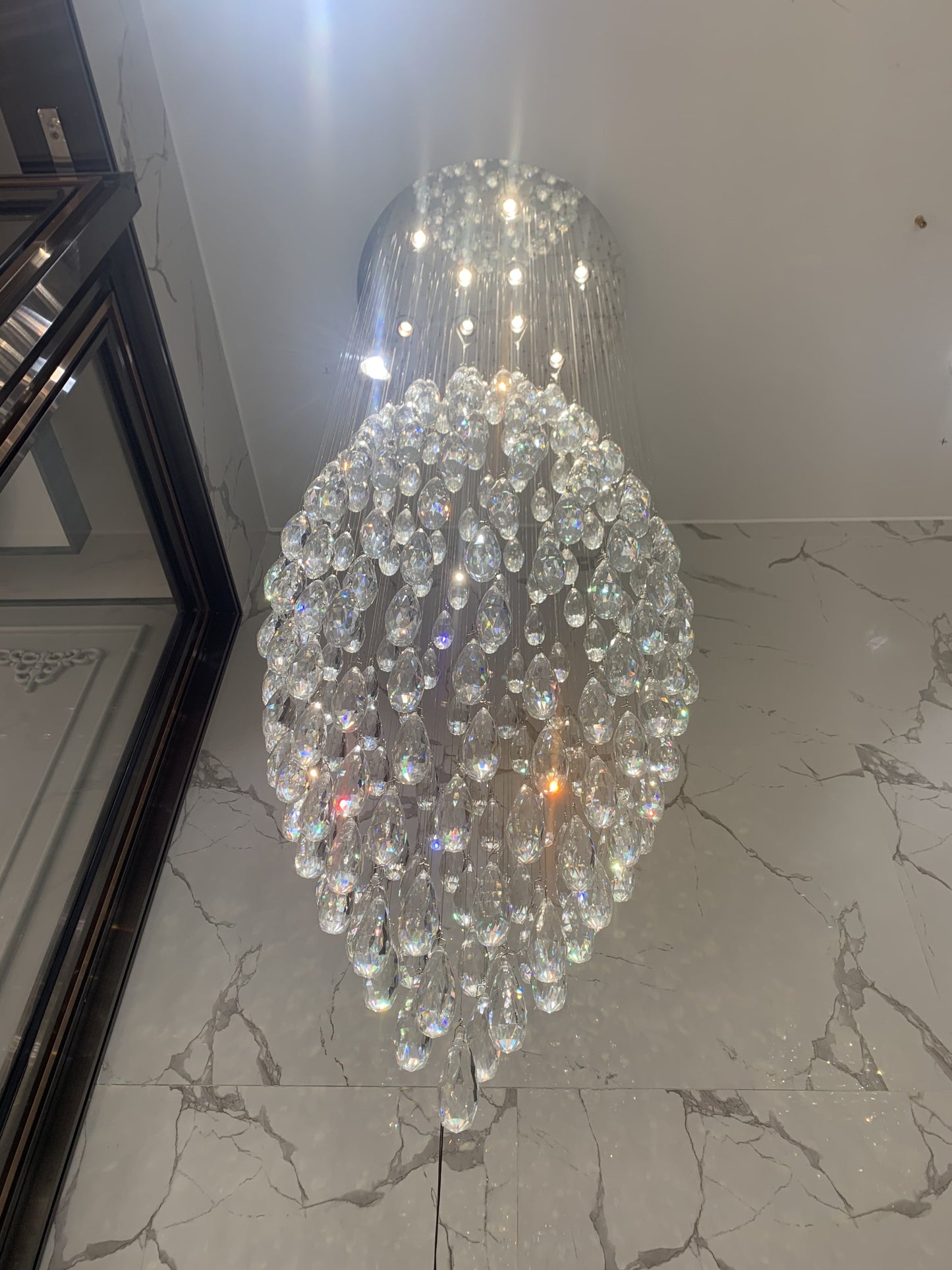 Lampadario ovale di lusso moderno di grandi dimensioni con pendente in cristallo a goccia per soggiorno/ingresso/scale