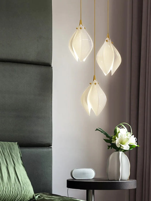 Oversize Nordic Magnolia Flower Chandelier for Stairs/Kitchen Island/High-Ceiling Room