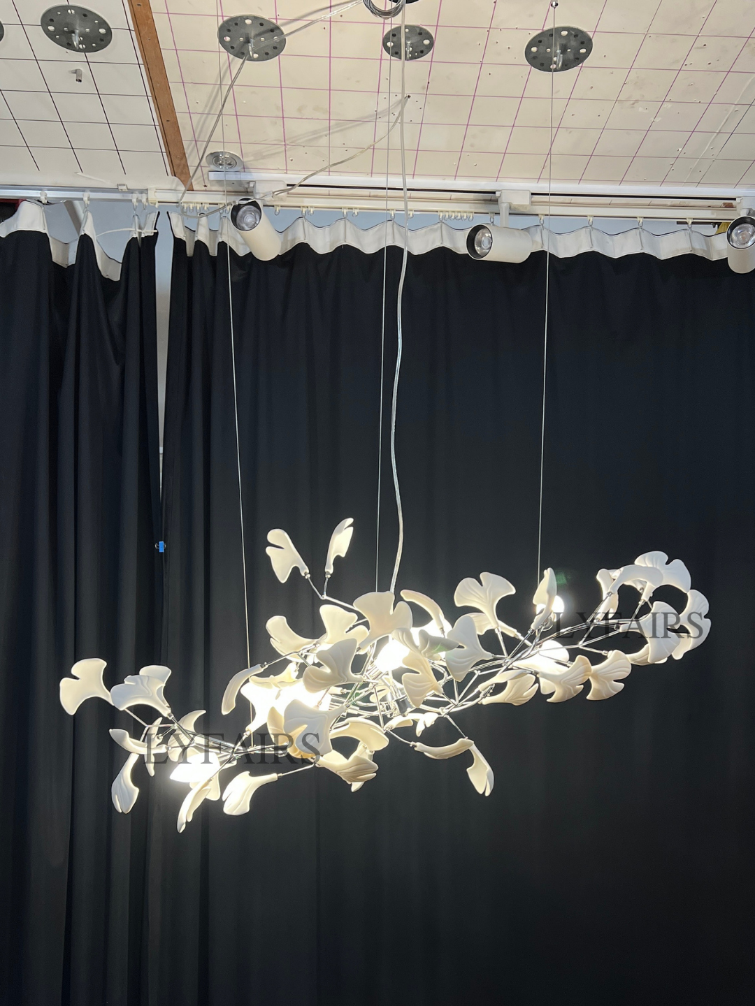 Linear Ginkgo Ceramic Chandelier for Dining Room/Kitchen island