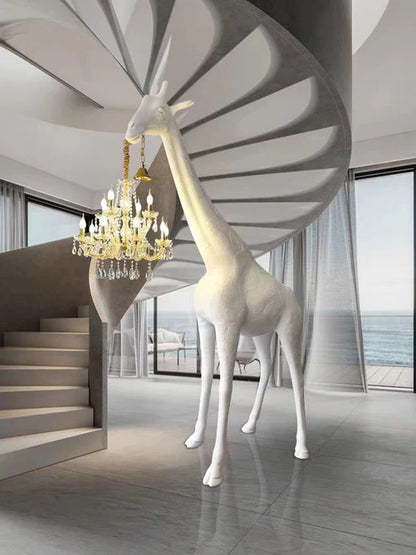 Lampada da terra a forma di giraffa con scultura di animali di design creativo