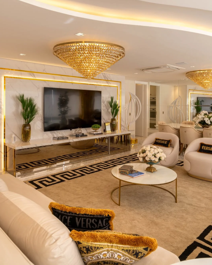 Luxury Flush Mounted Funnel Crystal Chandelier for Low Ceiling