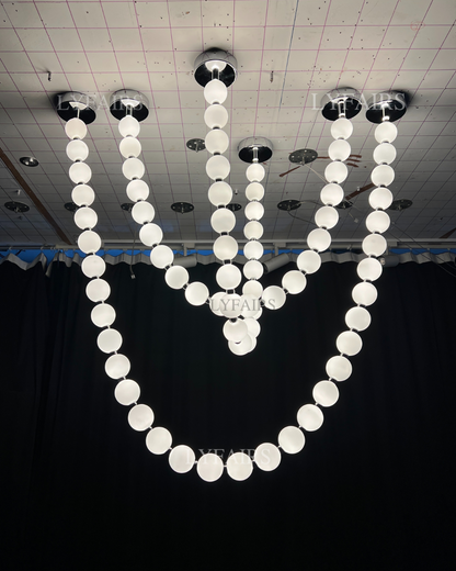 Lampadario moderno e creativo con collana di perle acriliche