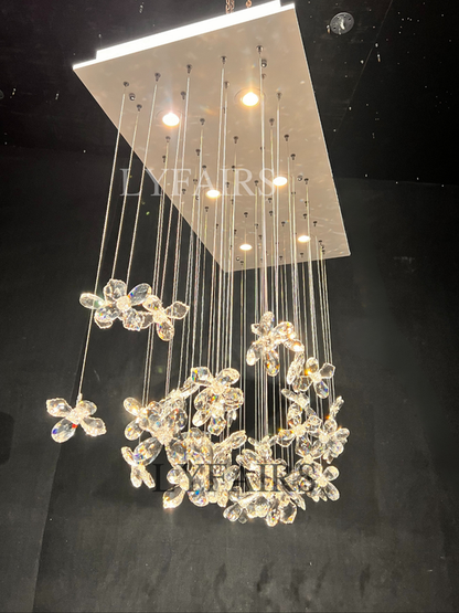 Lampadario moderno a forma di fiore di cristallo galleggiante