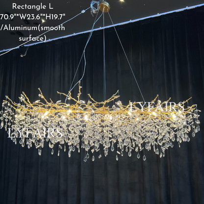 Lampadario di cristallo in stile francese, nuovo e conveniente, con foglie di cristallo.
