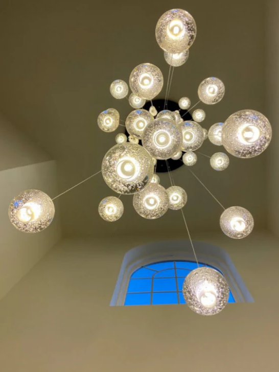 Oversized Nordic Art Round Air Bubbles Pendant Chandelier for Stairs/Spiral Staircase/Hotel Lobby