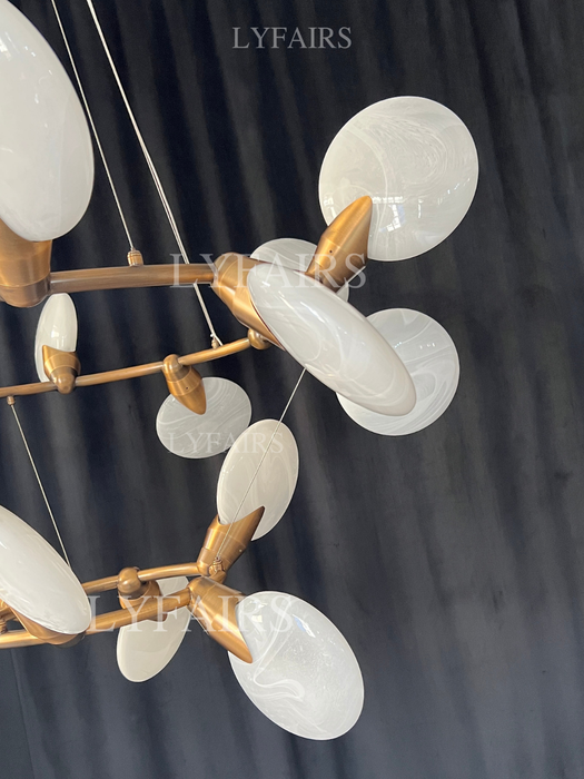 Lampadario moderno a due livelli in vetro traslucido soffiato a mano a forma di petalo