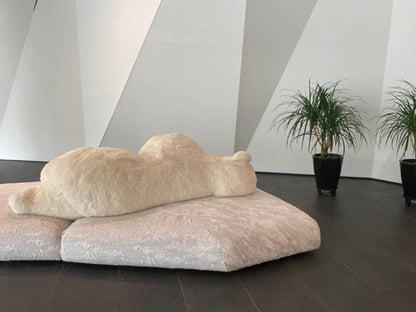 Divano moderno a forma di orso gigante
