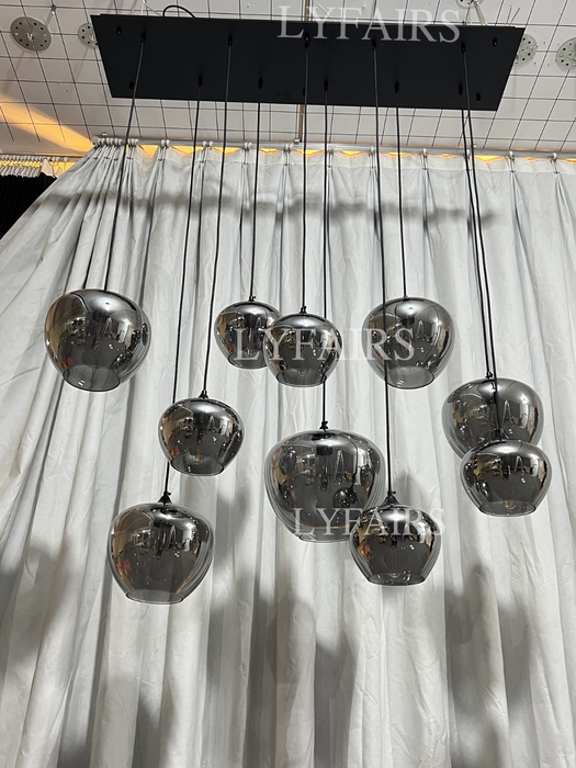 Lampadario in vetro grigio fumé per bar/sala da pranzo