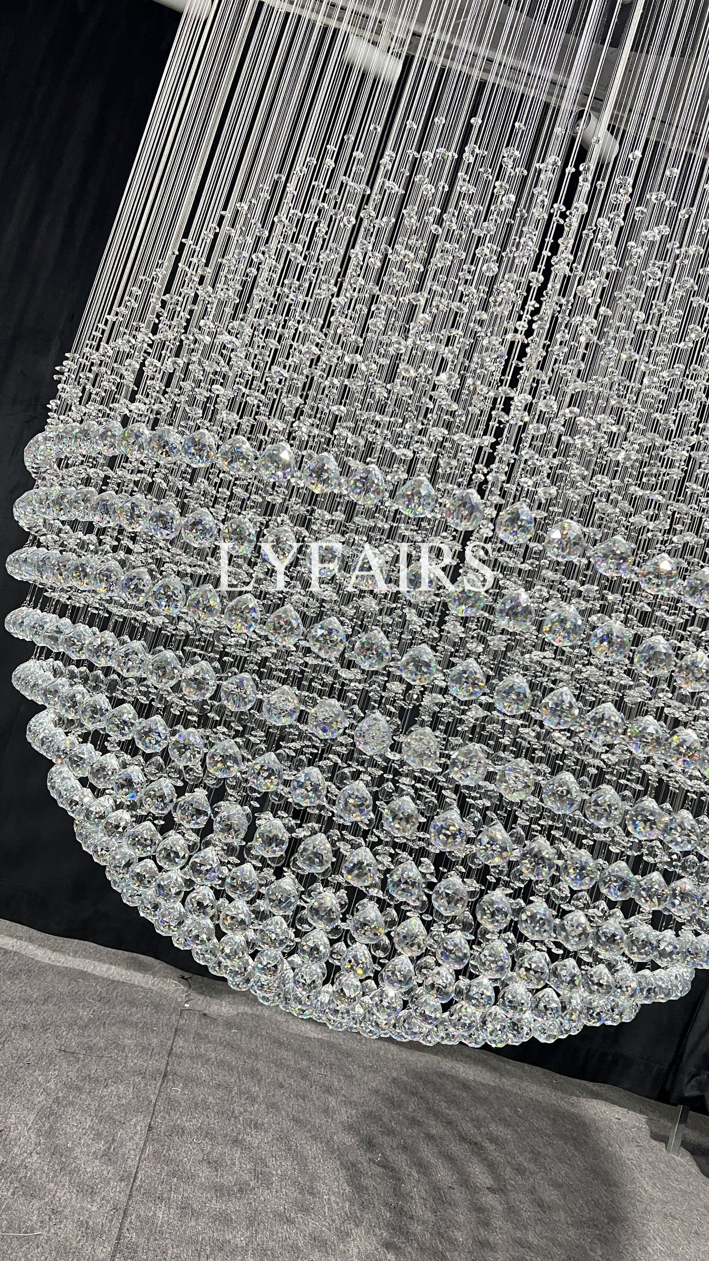 Lustre moderne en cristal en forme de goutte d'eau pour salon, escalier ou hall d'entrée