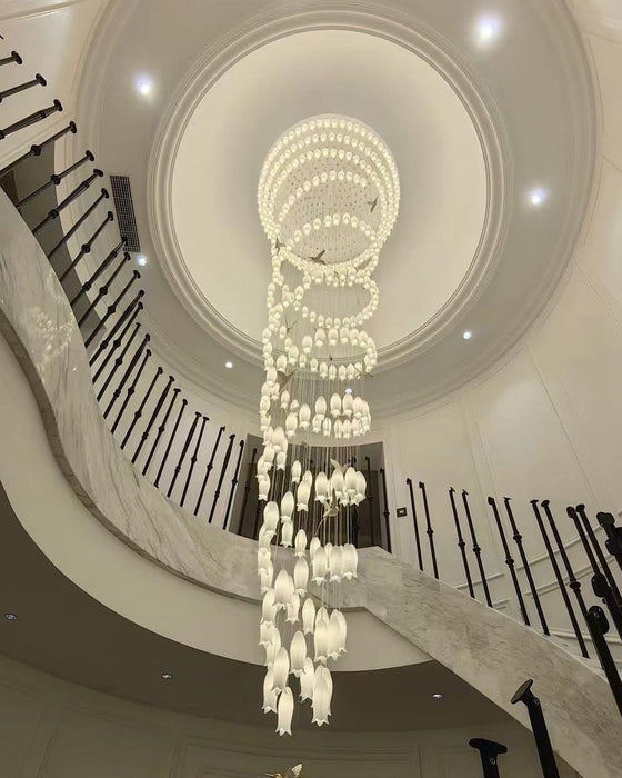 Lustre élégant en forme de tulipe blanche pour hall d'entrée ou escalier, nouveauté 2023