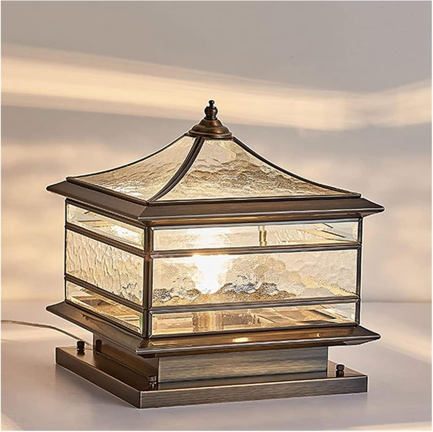 Lampada da esterno con paralume in vetro a colonna quadrata