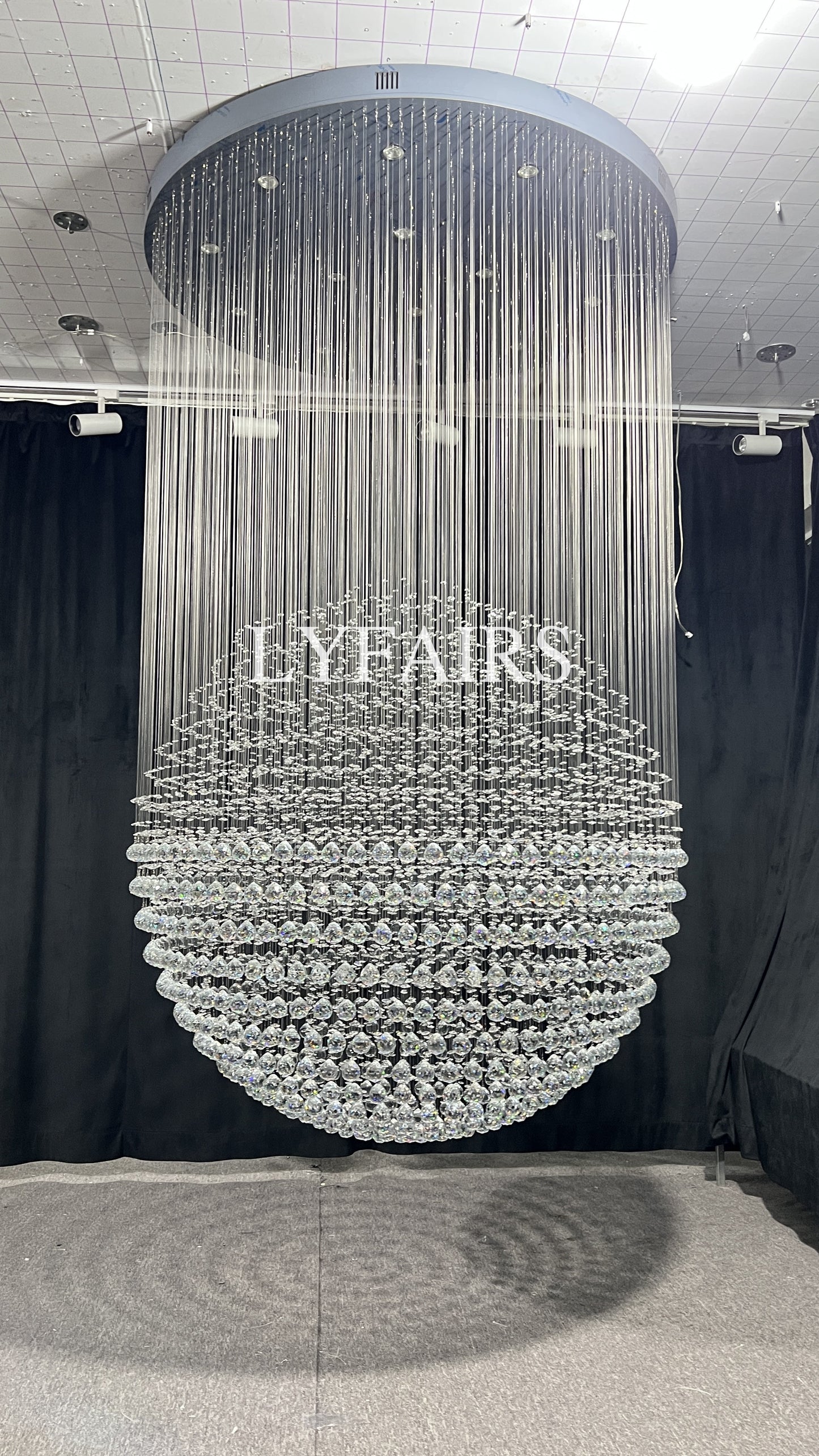 Lustre moderne en cristal en forme de goutte d'eau pour salon, escalier ou hall d'entrée