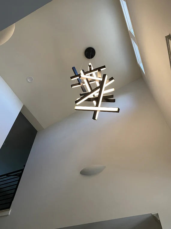 Lampadario geometrico verticale moderno per scale/ingresso/soffitti alti 