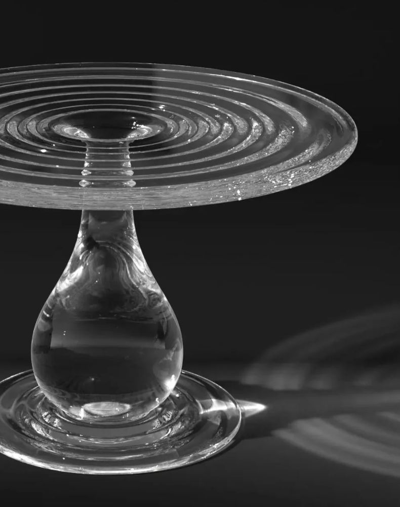 LYFAIRS x GORDON GU Waterdrop Round Dining Table