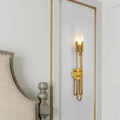 Lampada da parete Nordic Light Luxury a tre bracci in ottone per comodino/soggiorno/corridoio