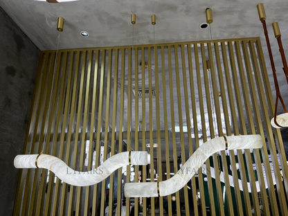 Lustre incurvé moderne en albâtre pour salon/salle à manger
